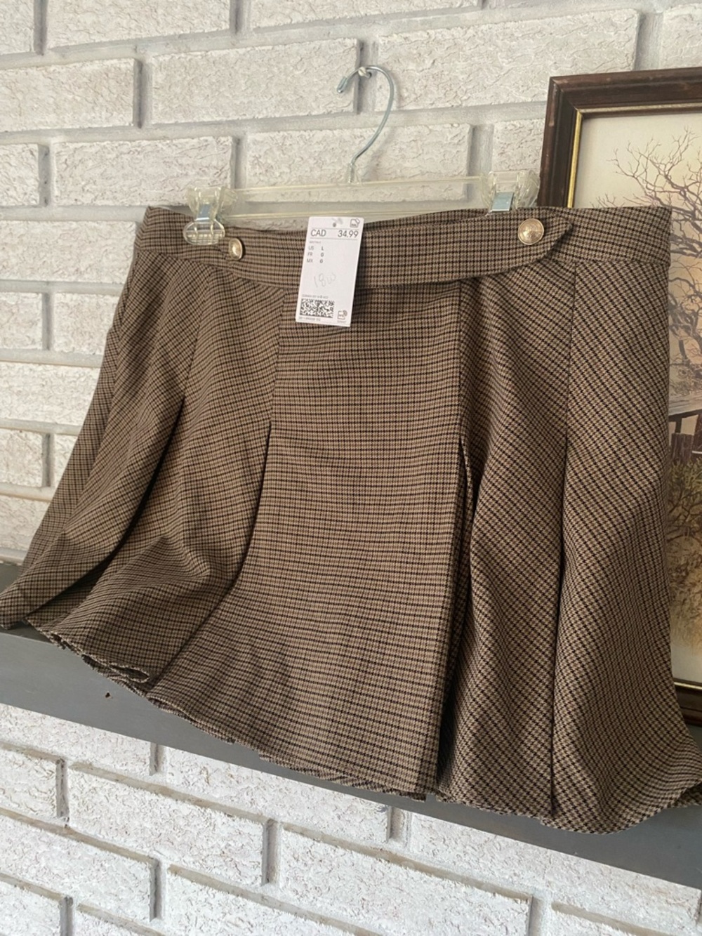 H&M mini skirt brown with buttons size large NWT